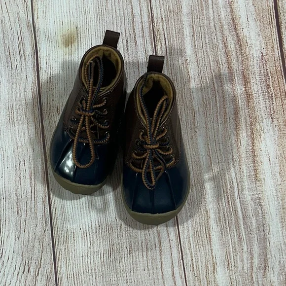 Crown and Ivy size 3 Brown and Blue Kids Boots - Picture 2 of 5